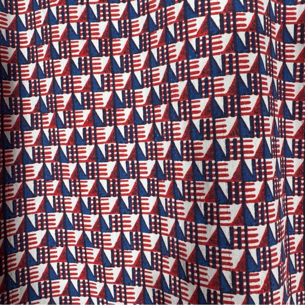 Tommy Bahama Textured Silk Flag Button Up Shirt XXL Red White Blue Casual Beach - Picture 2 of 11